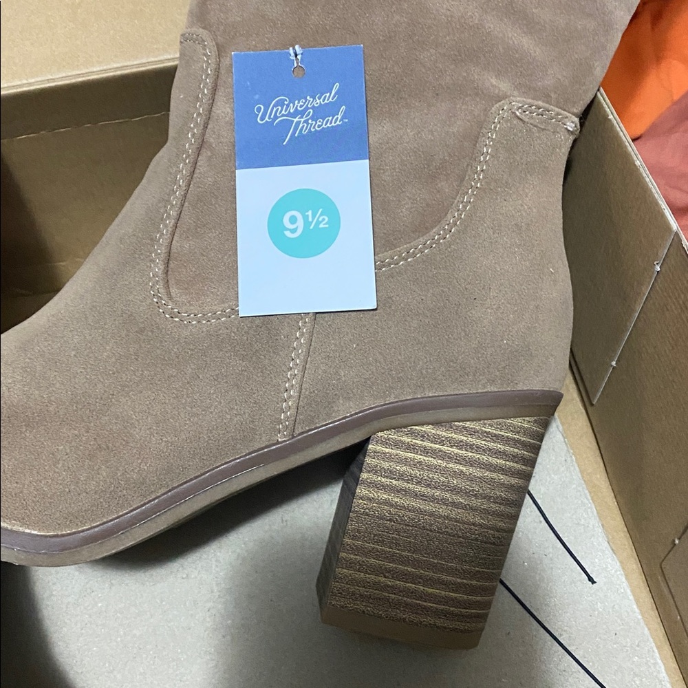 Universal Thread”May Boots”Tan Faux Suede OTK Tall High Women's Boots Size 9.5 - Picture 5 of 14